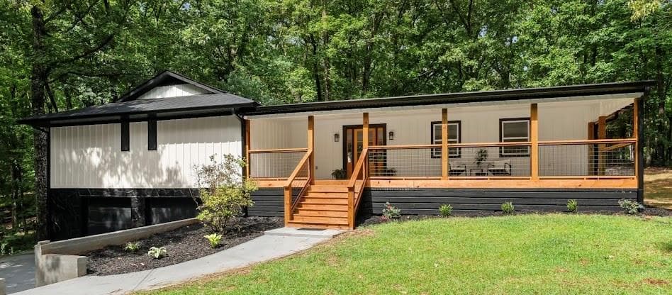 3 bedroom, 3 bathroom, 3,624 sq ft single family residence for sale at 2513 N Carroll Court, Villa Rica, GA 30180 — photo 1 of 31