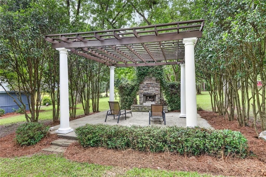 5 bedroom, 2 bathroom, 3,264 sq ft single family residence for sale at 1060 Hill Street, Concord, GA 30206 — photo 10