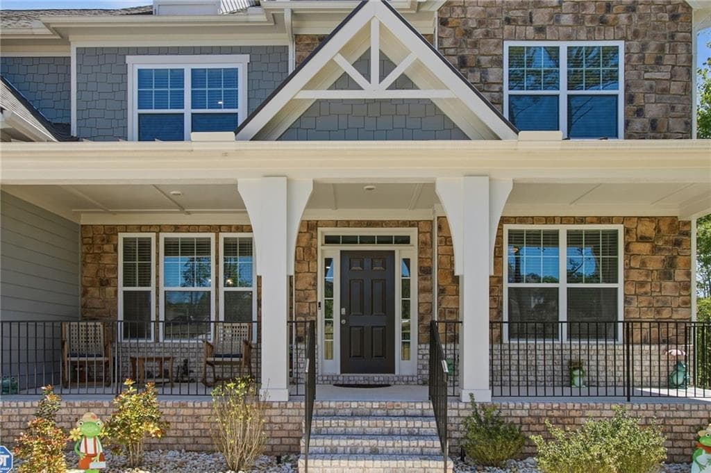 5 bedroom, 4 bathroom, 3,829 sq ft single family residence for sale at 25 Timber Trace, Newnan, GA 30263 — photo 3