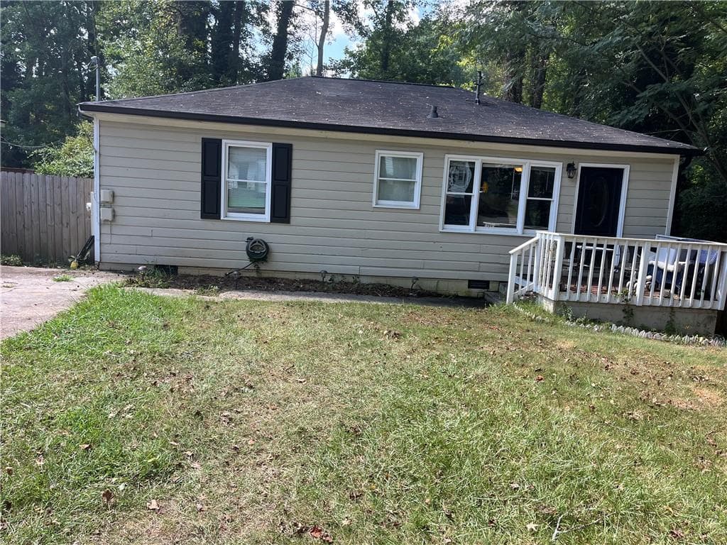 3 bedroom, 2 bathroom, 864 sq ft single family residence for sale at 1133 Mable Street, Mableton, GA 30126 — photo 1 of 20