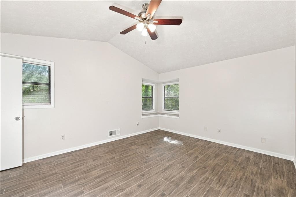 4 bedroom, 3 bathroom, 1,775 sq ft single family residence under contract at 664 Wallington Way, Lawrenceville, GA 30046 — photo 8