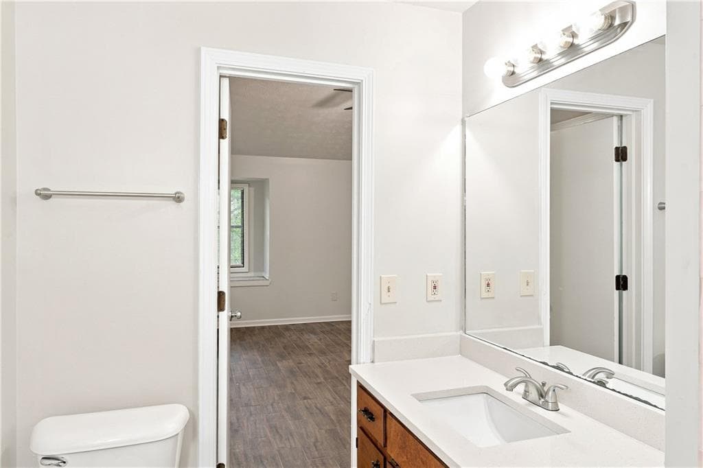 4 bedroom, 3 bathroom, 1,775 sq ft single family residence under contract at 664 Wallington Way, Lawrenceville, GA 30046 — photo 10