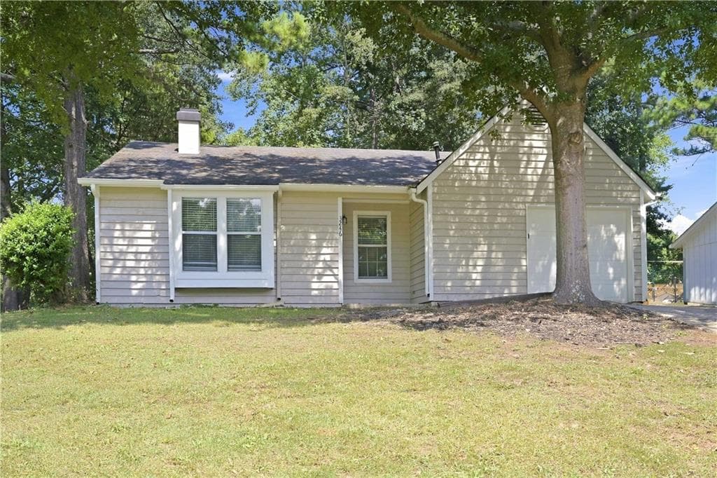 3 bedroom, 2 bathroom, 1,131 sq ft single family residence under contract at 3246 Fescue Circle, Lawrenceville, GA 30044