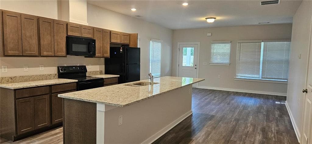 3 bedroom, 3 bathroom, 1,440 sq ft single family residence for sale at 1833 Madrona Street, Atlanta, GA 30318 — photo 4