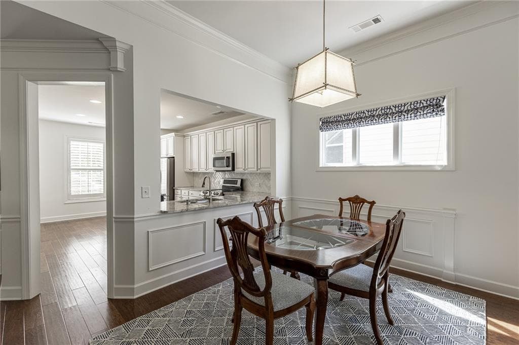 3 bedroom, 2 bathroom, 1,921 sq ft single family residence for sale at 3522 Blue Cypress Cove, Gainesville, GA 30504 — photo 10