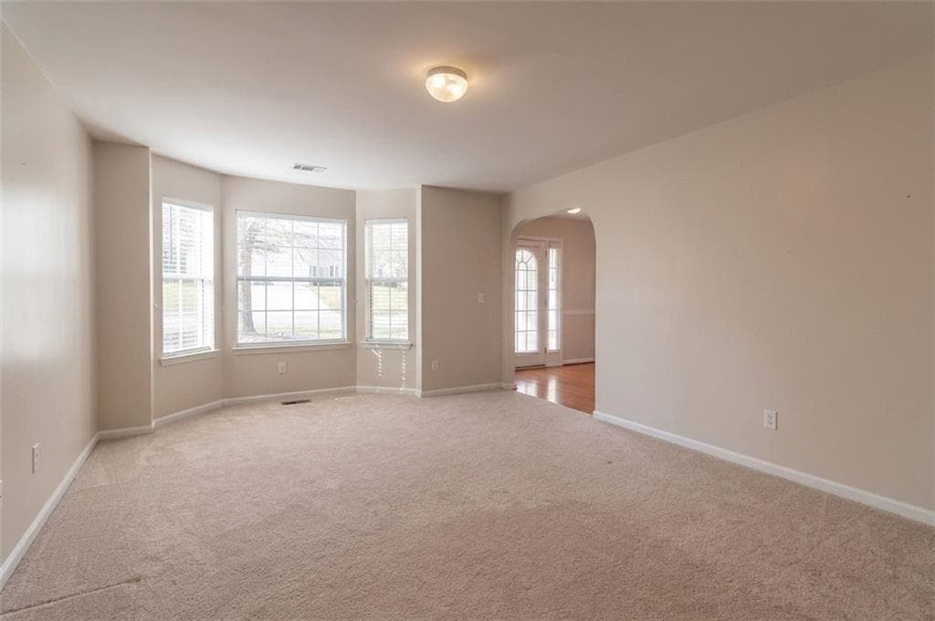 4 bedroom, 3 bathroom, 2,816 sq ft single family residence for sale at 7377 Spoleto Loop, Fairburn, GA 30213 — photo 5