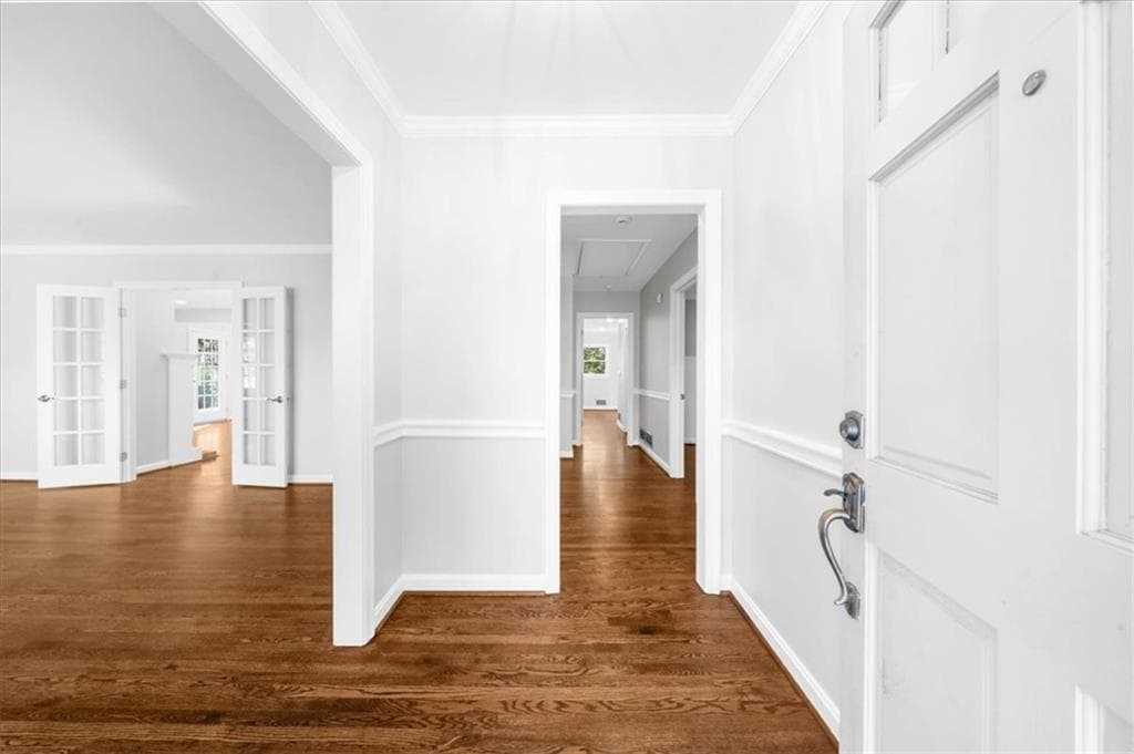 3 bedroom, 2 bathroom, 2,200 sq ft single family residence for rent at 525 Timber Valley Road, Sandy Springs, GA 30342 for $4,800 a month — photo 7