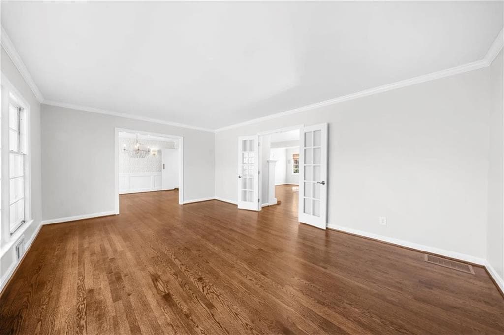 3 bedroom, 2 bathroom, 2,200 sq ft single family residence for rent at 525 Timber Valley Road, Sandy Springs, GA 30342 for $4,800 a month — photo 8