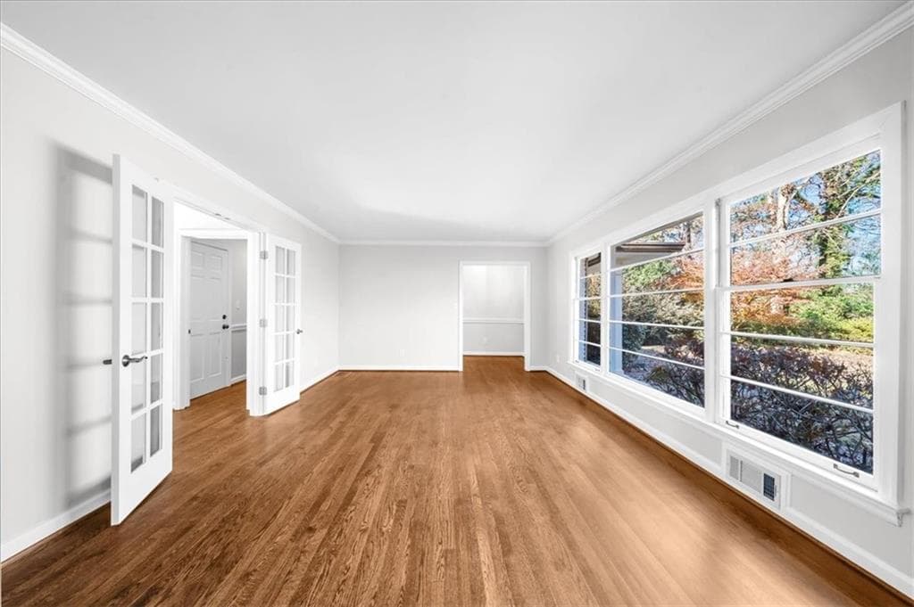 3 bedroom, 2 bathroom, 2,200 sq ft single family residence for rent at 525 Timber Valley Road, Sandy Springs, GA 30342 for $4,800 a month — photo 9