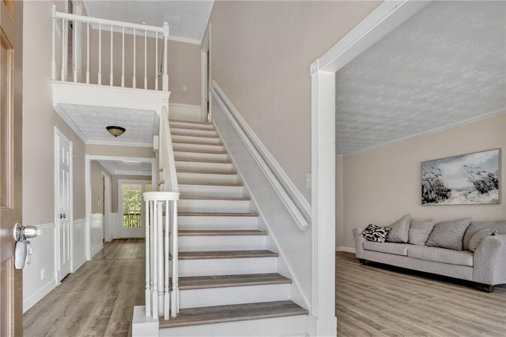4 bedroom, 4 bathroom, 2,594 sq ft single family residence for sale at 3775 Clubhouse Lane, Conyers, GA 30094 — photo 4