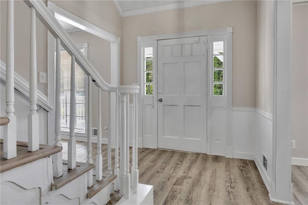 4 bedroom, 4 bathroom, 2,594 sq ft single family residence for sale at 3775 Clubhouse Lane, Conyers, GA 30094 — photo 5