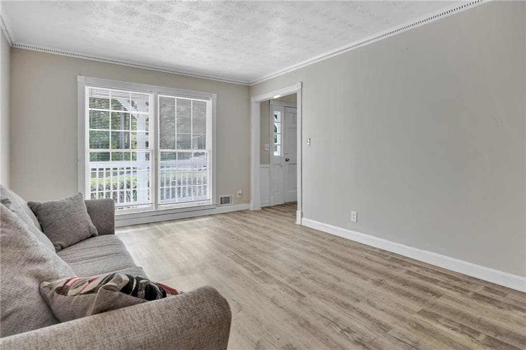 4 bedroom, 4 bathroom, 2,594 sq ft single family residence for sale at 3775 Clubhouse Lane, Conyers, GA 30094 — photo 6