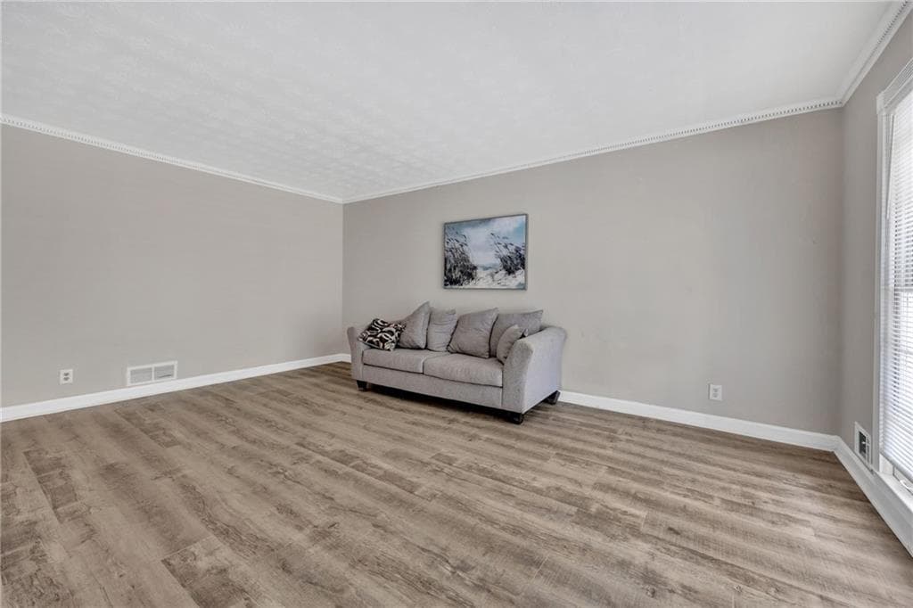 4 bedroom, 4 bathroom, 2,594 sq ft single family residence for sale at 3775 Clubhouse Lane, Conyers, GA 30094 — photo 7