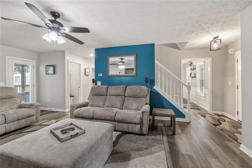 3 bedroom, 3 bathroom, 1,758 sq ft single family residence under contract at 410 Winston Manor Drive, Winder, GA 30680 — photo 7