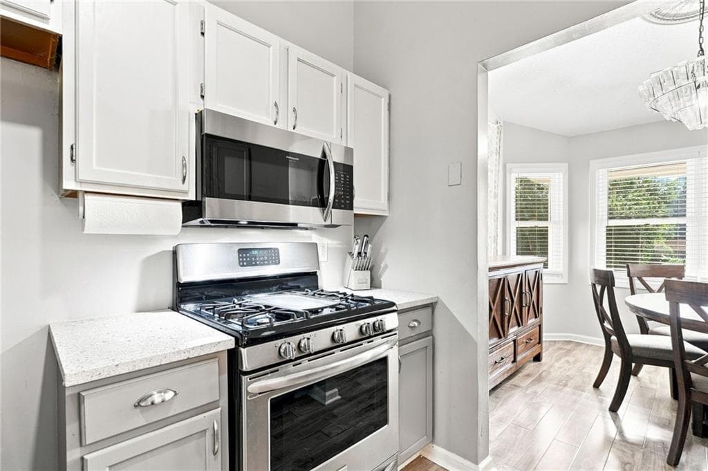 3 bedroom, 2 bathroom, 1,328 sq ft single family residence for sale at 409 Rose Creek Place, Woodstock, GA 30189 — photo 10