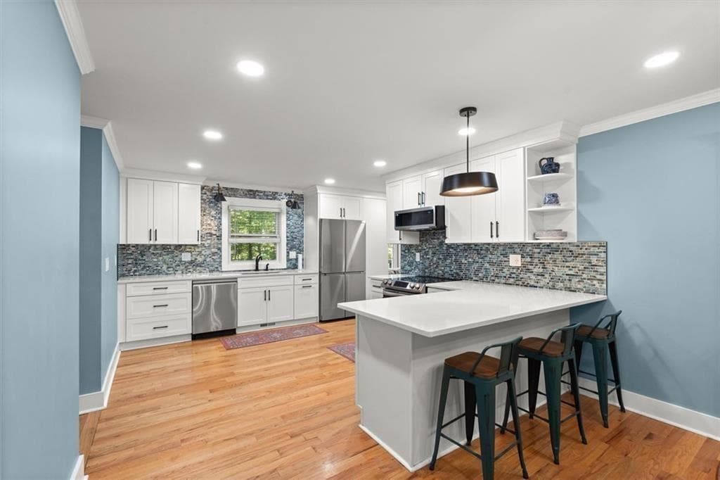 4 bedroom, 4 bathroom, 3,733 sq ft single family residence for sale at 4285 Blackland Way, Marietta, GA 30067 — photo 3