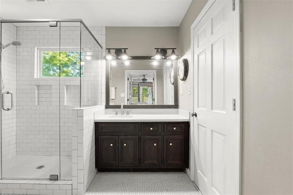 4 bedroom, 4 bathroom, 3,733 sq ft single family residence for sale at 4285 Blackland Way, Marietta, GA 30067 — photo 5