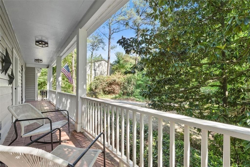 4 bedroom, 4 bathroom, 3,733 sq ft single family residence for sale at 4285 Blackland Way, Marietta, GA 30067 — photo 6