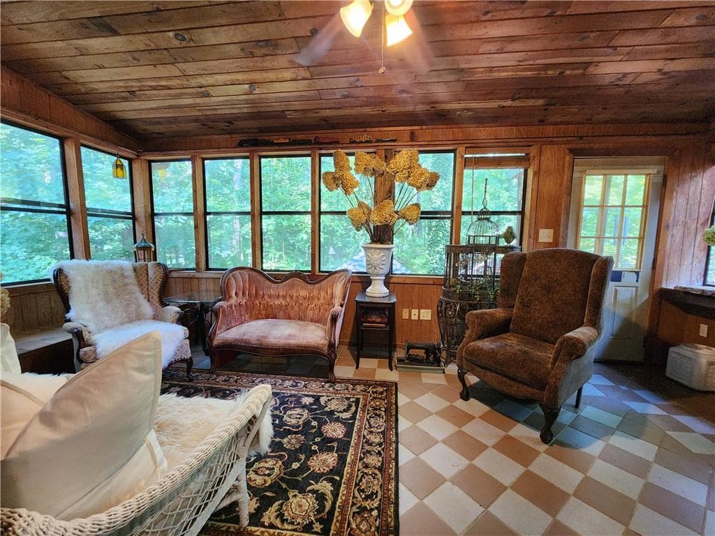 4 bedroom, 2 bathroom, 1,814 sq ft single family residence for sale at 4225 Spring Gate Drive, Powder Springs, GA 30127 — photo 10