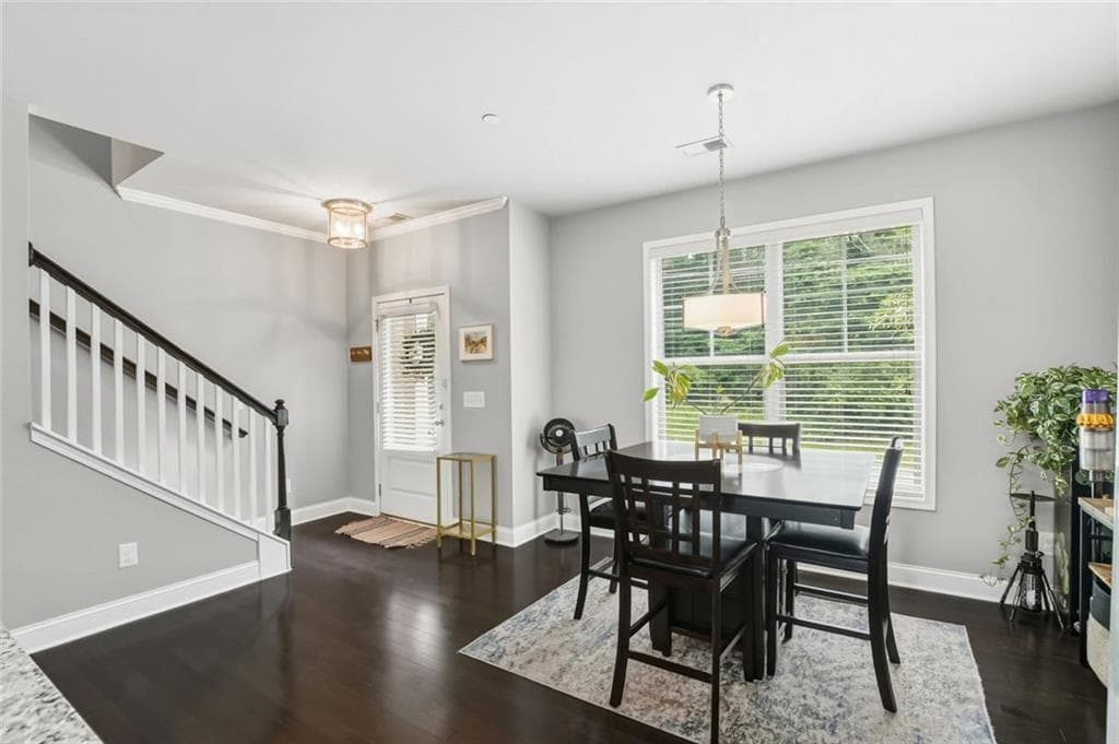 3 bedroom, 4 bathroom, 1,922 sq ft townhouse for sale at 209 Aventine Lane, Smyrna, GA 30082 — photo 4