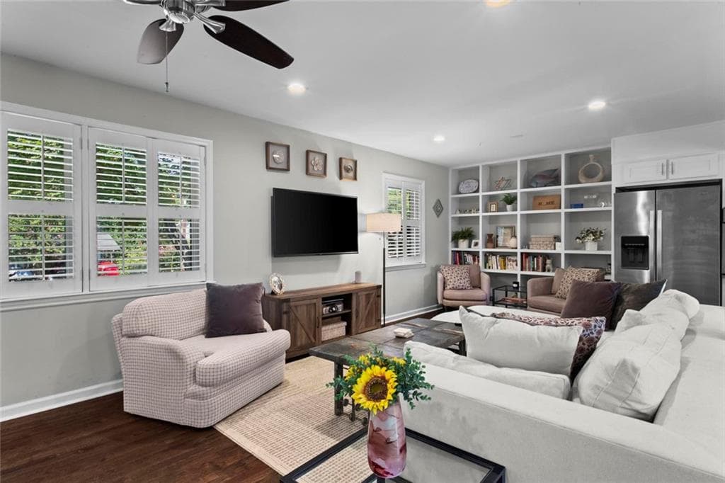 3 bedroom, 2 bathroom, 1,482 sq ft single family residence under contract at 711 Forest Ridge Drive, Marietta, GA 30067 — photo 7