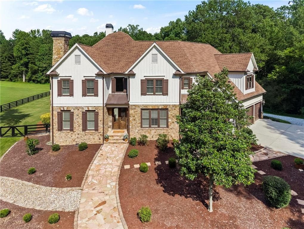 6 bedroom, 8 bathroom, 6,752 sq ft single family residence for sale at 103 Townsend Pass, Alpharetta, GA 30004 — photo 2