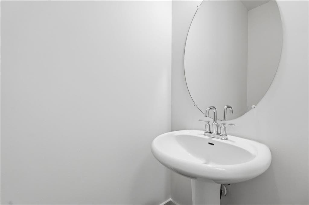 3 bedroom, 3 bathroom, 1,540 sq ft townhouse for rent at 6397 Shalks Crossing Drive, Lithonia, GA 30058 for $2,150 a month — photo 9