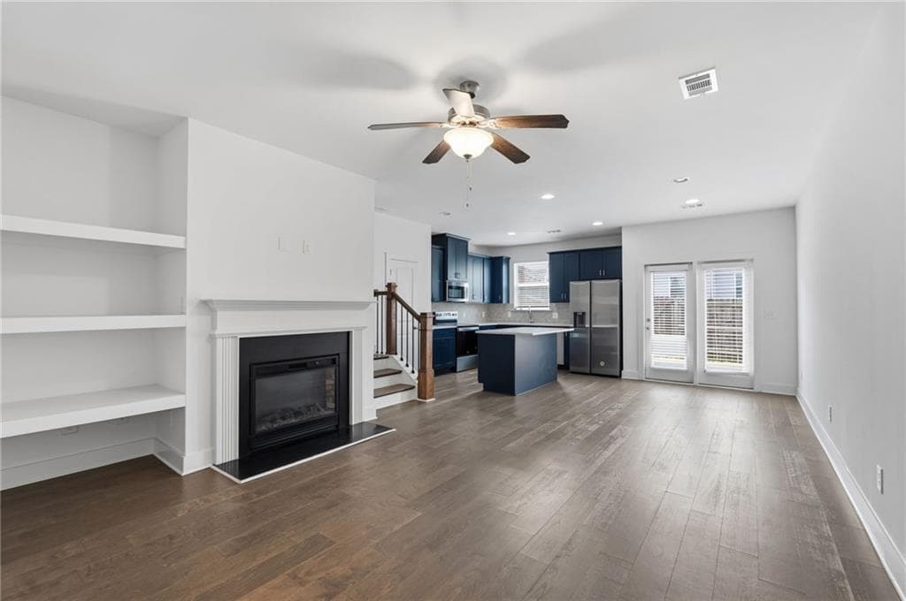 3 bedroom, 3 bathroom, 1,540 sq ft townhouse for rent at 6397 Shalks Crossing Drive, Lithonia, GA 30058 for $2,150 a month — photo 5