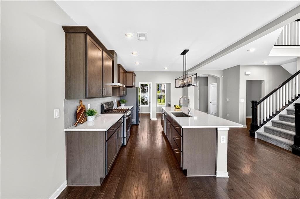 4 bedroom, 3 bathroom, 2,594 sq ft single family residence for sale at 213 Catalpa Grove, Braselton, GA 30517 — photo 8