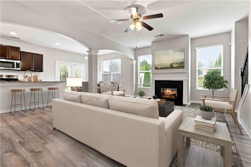 4 bedroom, 3 bathroom, 2,146 sq ft single family residence for sale at 532 Dasheill Lane, Atlanta, GA 30349 — photo 5