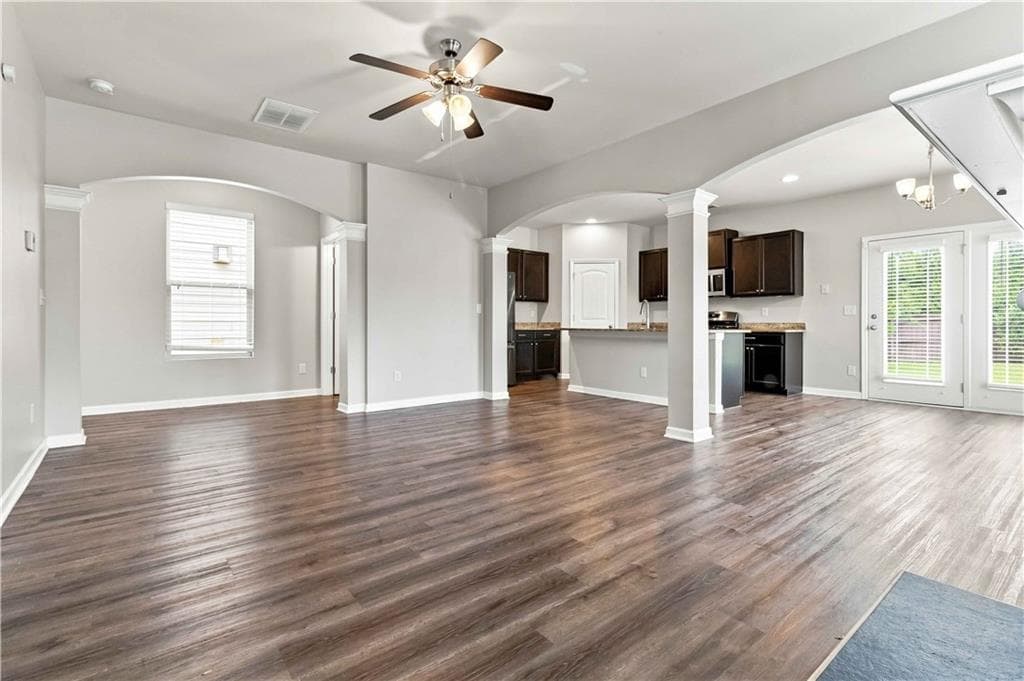 4 bedroom, 3 bathroom, 2,146 sq ft single family residence for sale at 532 Dasheill Lane, Atlanta, GA 30349 — photo 9