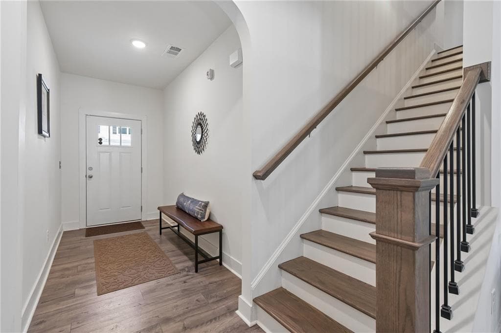3 bedroom, 3 bathroom, 1,932 sq ft townhouse for sale at 7726 Baron Road, Fairburn, GA 30213 — photo 3