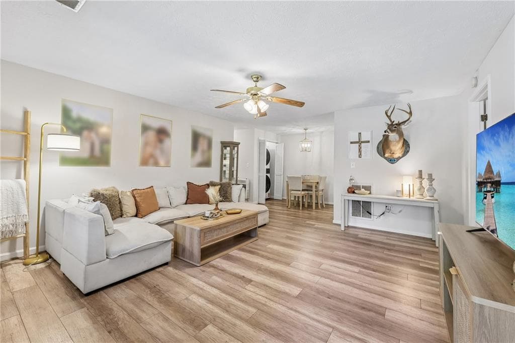 2 bedroom, 2 bathroom, 1,056 sq ft single family residence for sale at 1398 Elliott Family Parkway, Dawsonville, GA 30534 — photo 4