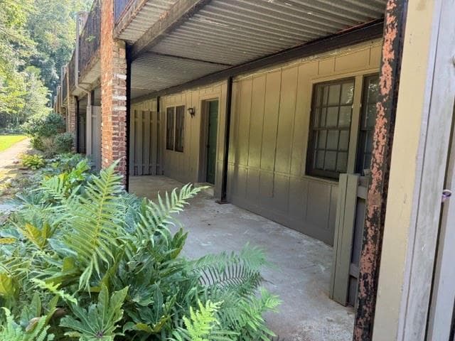2 bedroom, 1 bathroom, 960 sq ft condominium for rent at 3095 Colonial Way O, Atlanta, GA 30341 for $1,750 a month — photo 3