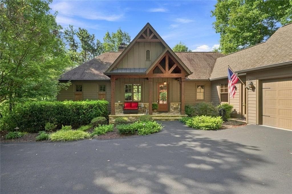 4 bedroom, 4 bathroom, 4,592 sq ft single family residence under contract at 107 Disharoon Drive, Big Canoe, GA 30143