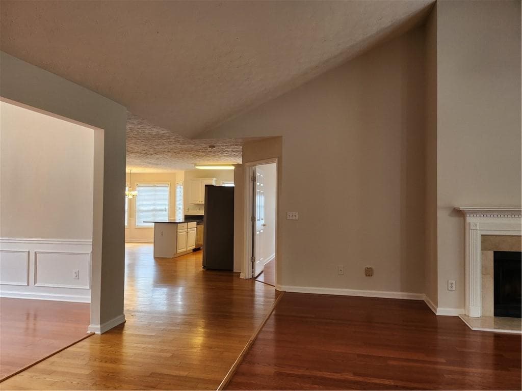 3 bedroom, 2 bathroom, 2,609 sq ft single family residence for rent at 456 Canterbury Place Drive, Suwanee, GA 30024 for $2,650 a month — photo 10