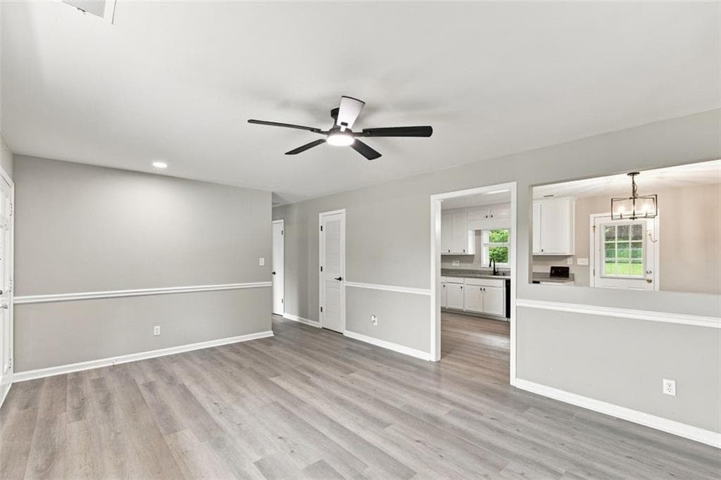 4 bedroom, 3 bathroom, 1,560 sq ft single family residence under contract at 1745 Overlook Way, Conyers, GA 30094 — photo 9