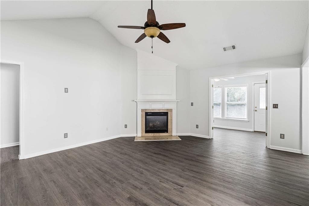3 bedroom, 2 bathroom, 1,866 sq ft single family residence for sale at 7226 Boulder Pass, Union City, GA 30291 — photo 7