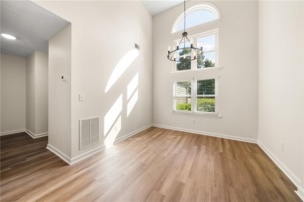 3 bedroom, 2 bathroom, 1,546 sq ft single family residence under contract at 3522 Daventry Lane, Kennesaw, GA 30144 — photo 10