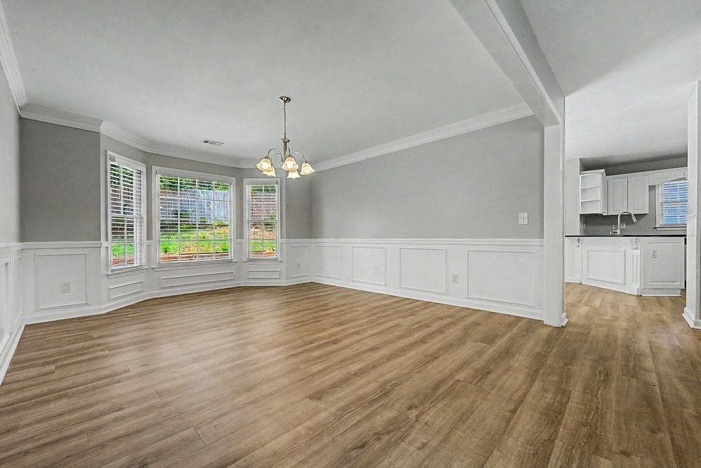 4 bedroom, 3 bathroom, 2,270 sq ft single family residence for sale at 566 Parliament Street, Marietta, GA 30066 — photo 6