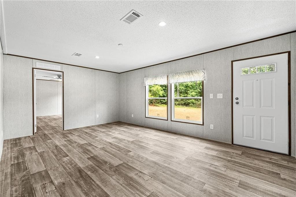 4 bedroom, 2 bathroom, 1,768 sq ft single family residence for sale at 1617 Sweet City Road, Elberton, GA 30635 — photo 6