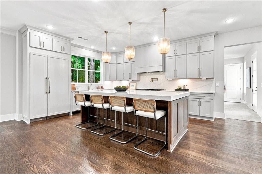 4 bedroom, 5 bathroom, 4,618 sq ft single family residence for sale at 531 S Main Street, Alpharetta, GA 30009 — photo 6