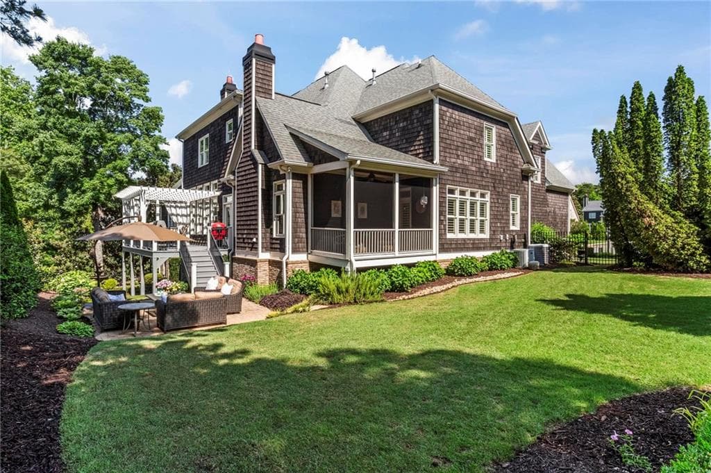 5 bedroom, 6 bathroom, 5,182 sq ft single family residence for sale at 4514 Mystique Way, Roswell, GA 30075 — photo 6