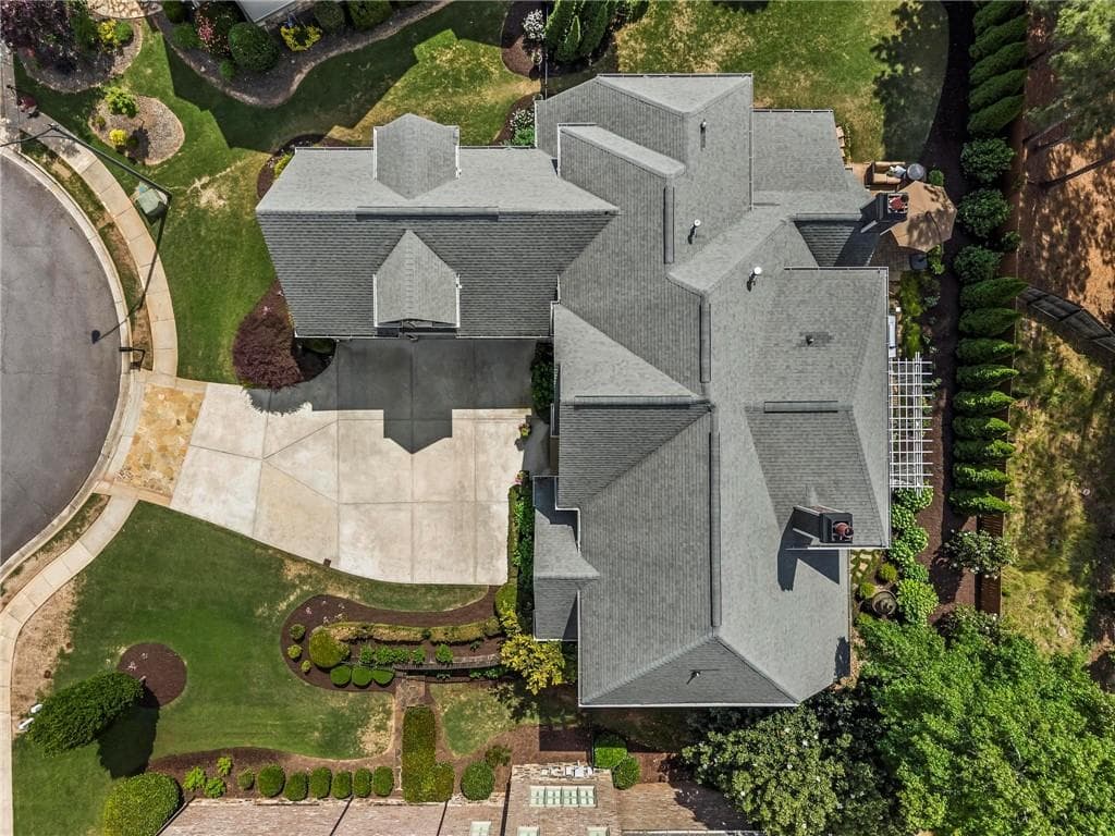 5 bedroom, 6 bathroom, 5,182 sq ft single family residence for sale at 4514 Mystique Way, Roswell, GA 30075 — photo 7