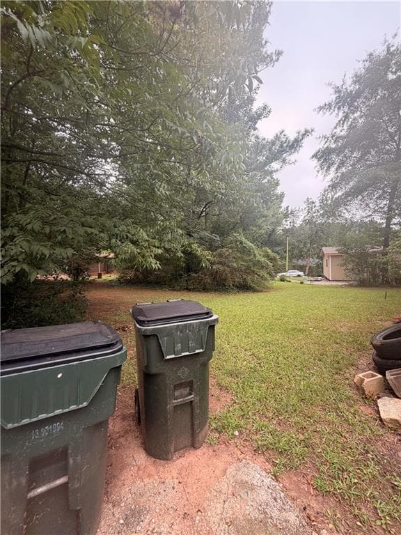 3 bedroom, 1 bathroom, 1,056 sq ft single family residence for sale at 6247 Green Acres Drive, Covington, GA 30014 — photo 3