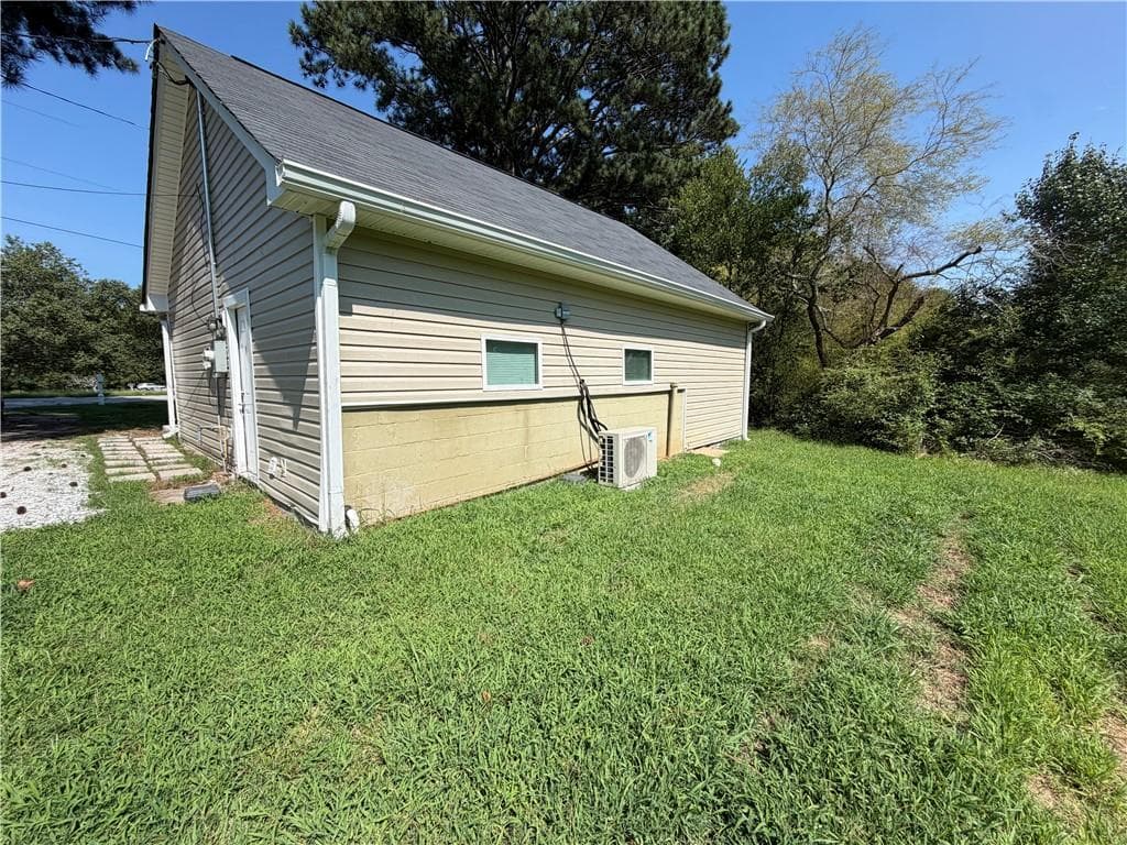 1 bedroom, 1 bathroom, 775 sq ft single family residence for rent at 759 Hog Mountain Road, Winder, GA 30680 for $1,250 a month — photo 10