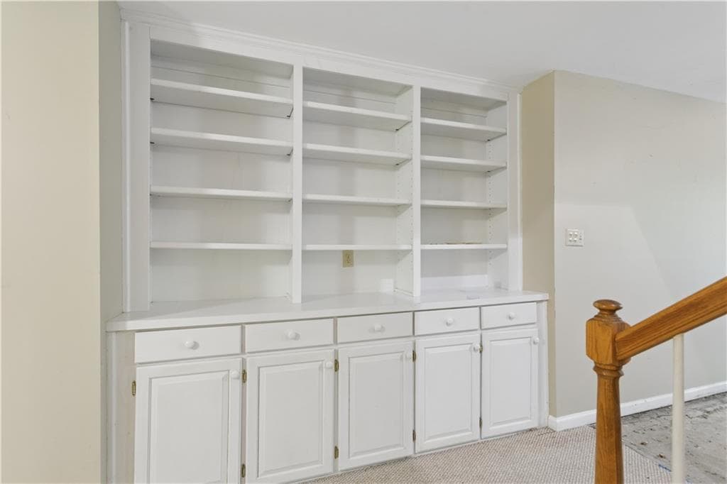 4 bedroom, 4 bathroom, 3,438 sq ft single family residence under contract at 4004 Chelsea Lane, Marietta, GA 30062 — photo 4