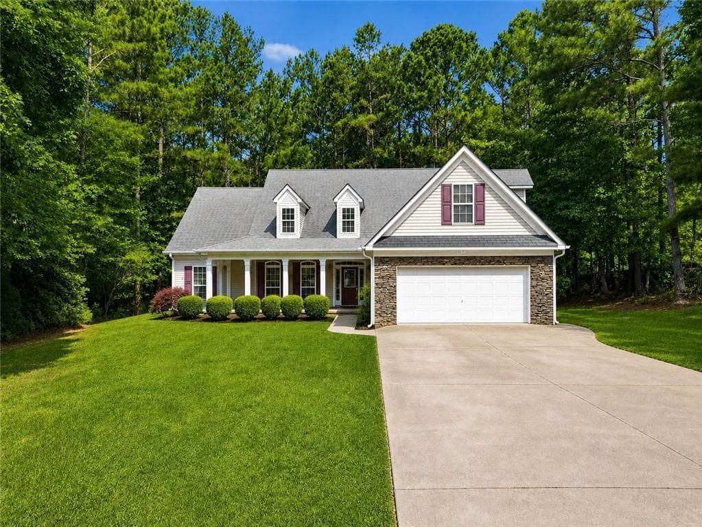 3 bedroom, 2 bathroom, 2,659 sq ft single family residence for sale at 8876 Camp Tree Court, Winston, GA 30187