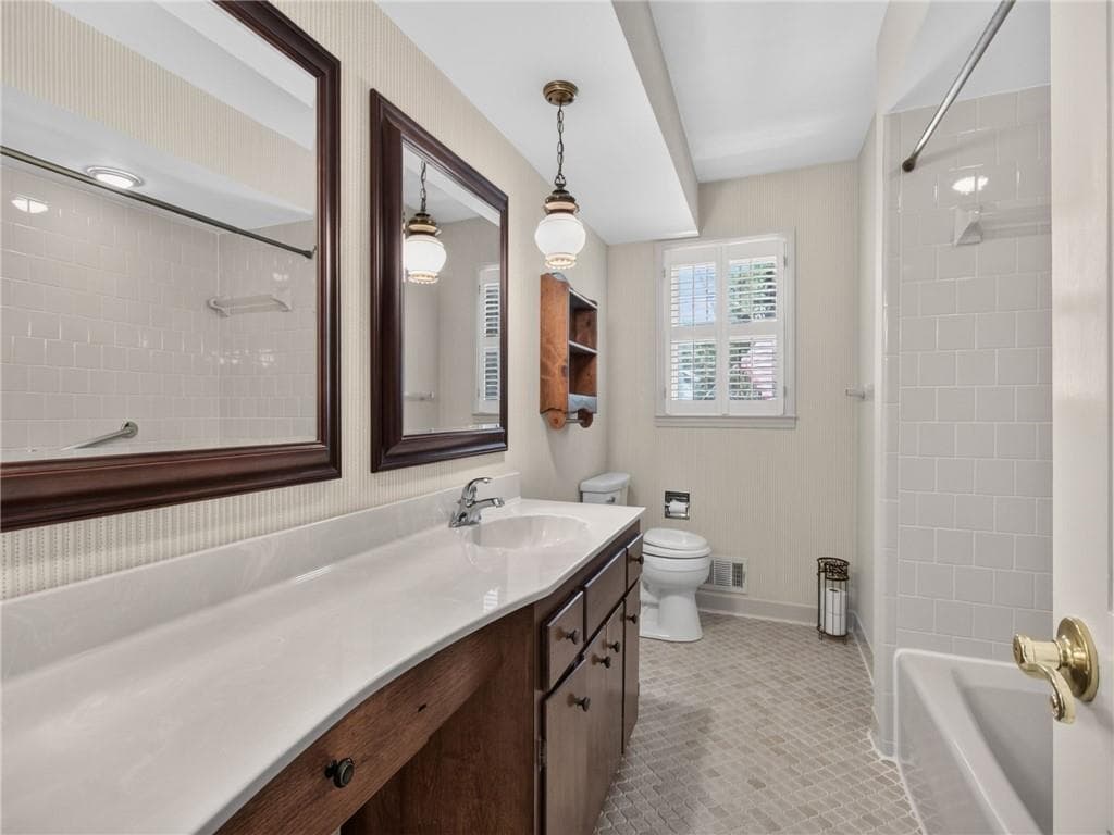 3 bedroom, 3 bathroom, 1,950 sq ft single family residence for sale at 3028 St Charles Avenue, Gainesville, GA 30504 — photo 10