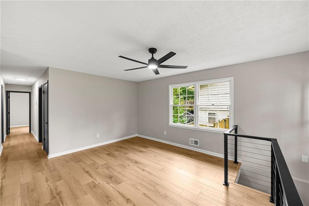 4 bedroom, 2 bathroom, 2,112 sq ft single family residence for sale at 4270 Senoa Drive, Kennesaw, GA 30144 — photo 6